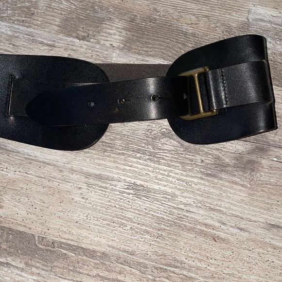 Black Leather Belt with Gold Buckle - Picture 5 of 7